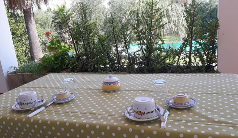 La Ginestra Bed & Breakfast Trani Exterior foto