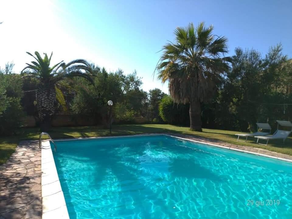 La Ginestra Bed & Breakfast Trani Exterior foto